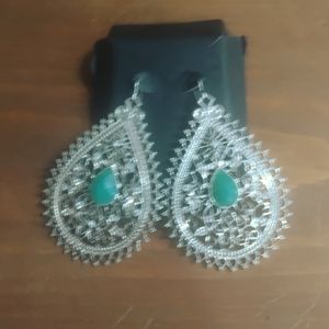 Pendant earrings
